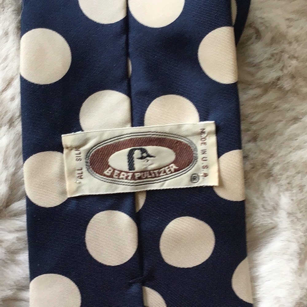 Vintage Pulitzer silk tie